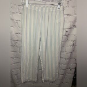 Sincerely Jules Pastel Blue and Cream Striped 100% Cotton Capris